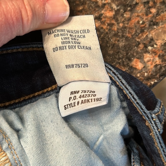 Like new BKE Parker jeans - Picture 5 of 5